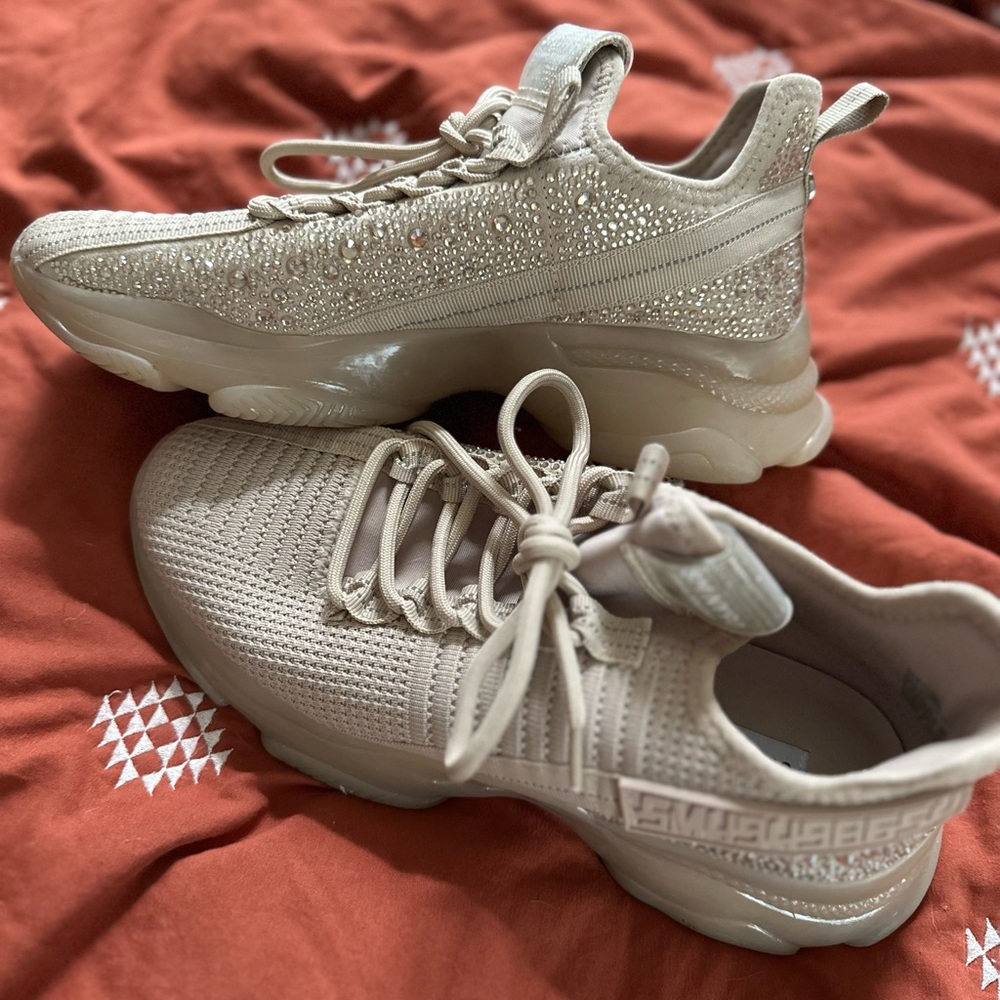 Steve Madden Maxima Tennies Shoes